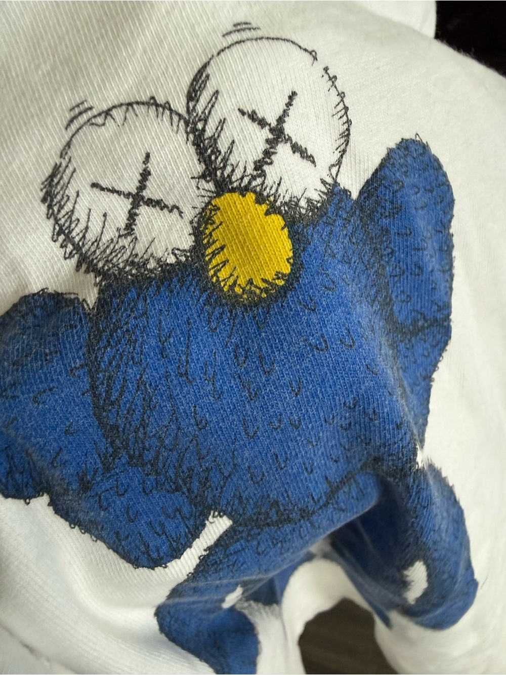 Uniqlo x KAWS White Kids Short Sleeve Tee with Blue Character Graphic (2 Shirts) - Picture 3 of 6